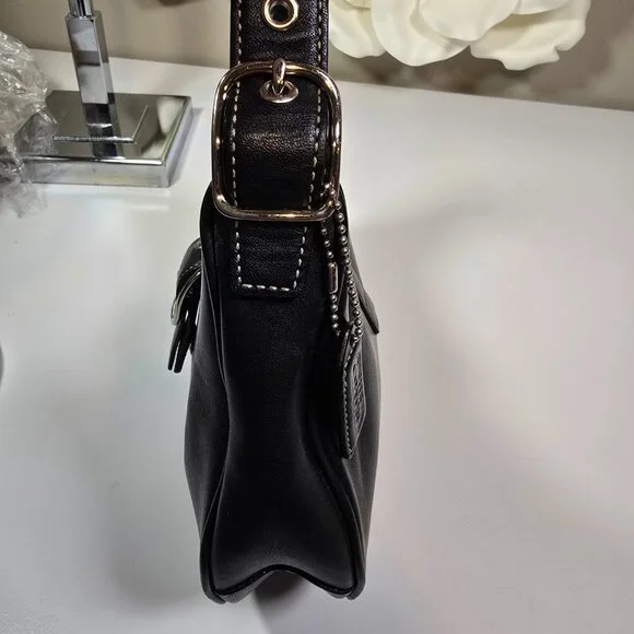 Vintage Coach Buckle Hobo Black Leather Bag - Picture 5 of 11